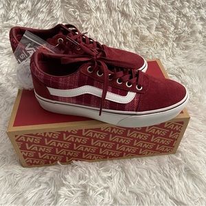 🥀NWT Platform Vans🥀